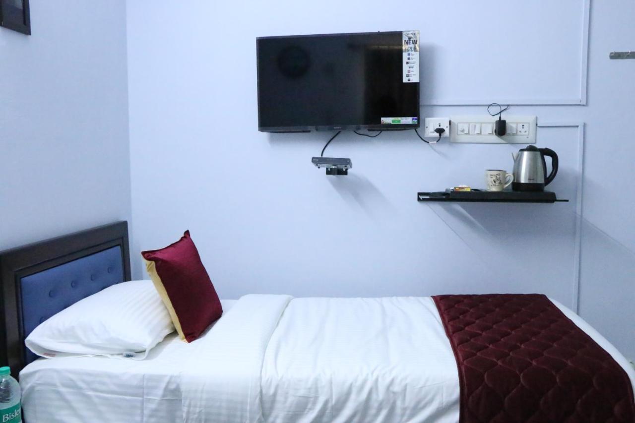 Hotel Nkc Airport เชนไน ภายนอก รูปภาพ